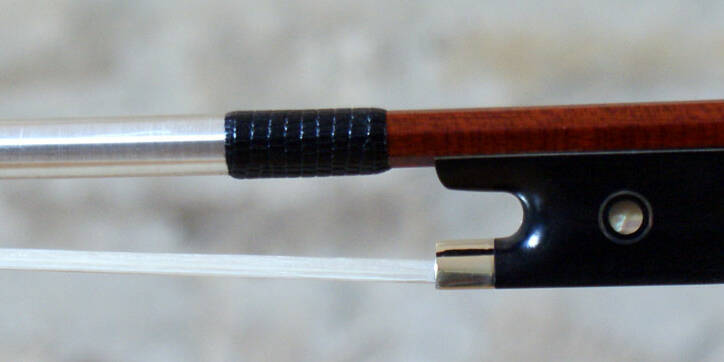 Archet-Violon-carbone-et-pernambouc