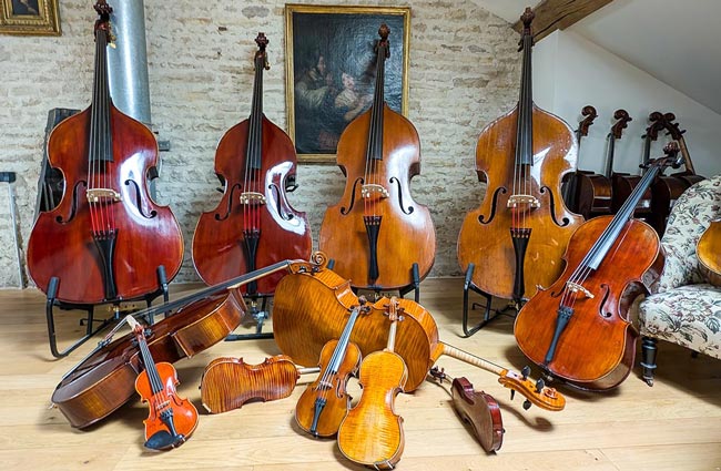 Luthier, location de violon, location d’alto, location de violoncelle, location de contrebasse - Restauration et réparation de violon, alto, violoncelle, contrebasse et archet