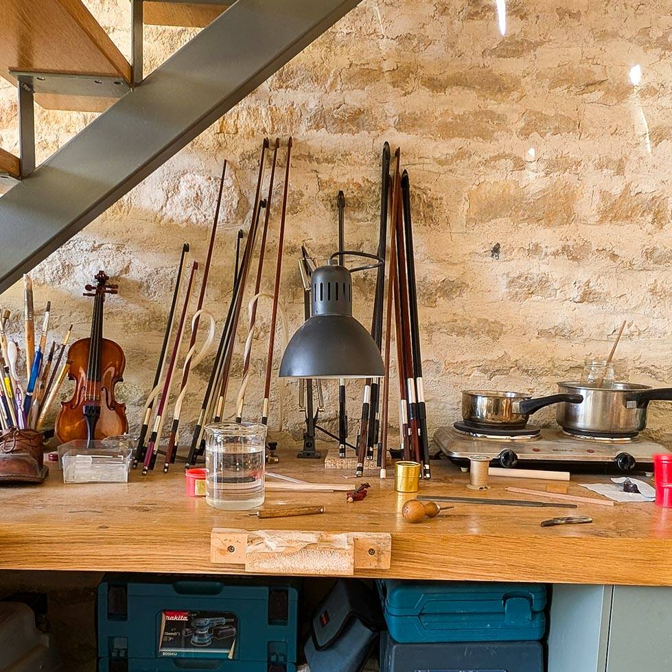 Atelier de lutherie - Luthier, location, réparation et restauration de contrebasse, violon, alto et violoncelle