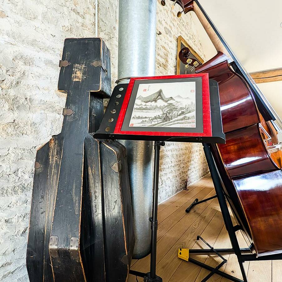 Luthier contrebasse, violon, alto, violoncelle et archet. Instruments neufs et anciens, vente, location, restauration et entretien d’instruments du quatuor proche de Paris