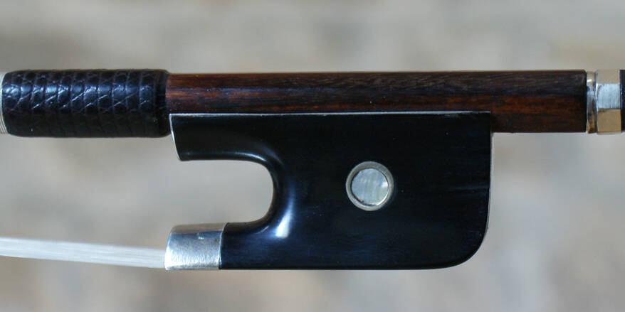Archet de violoncelle de Charles Guinot